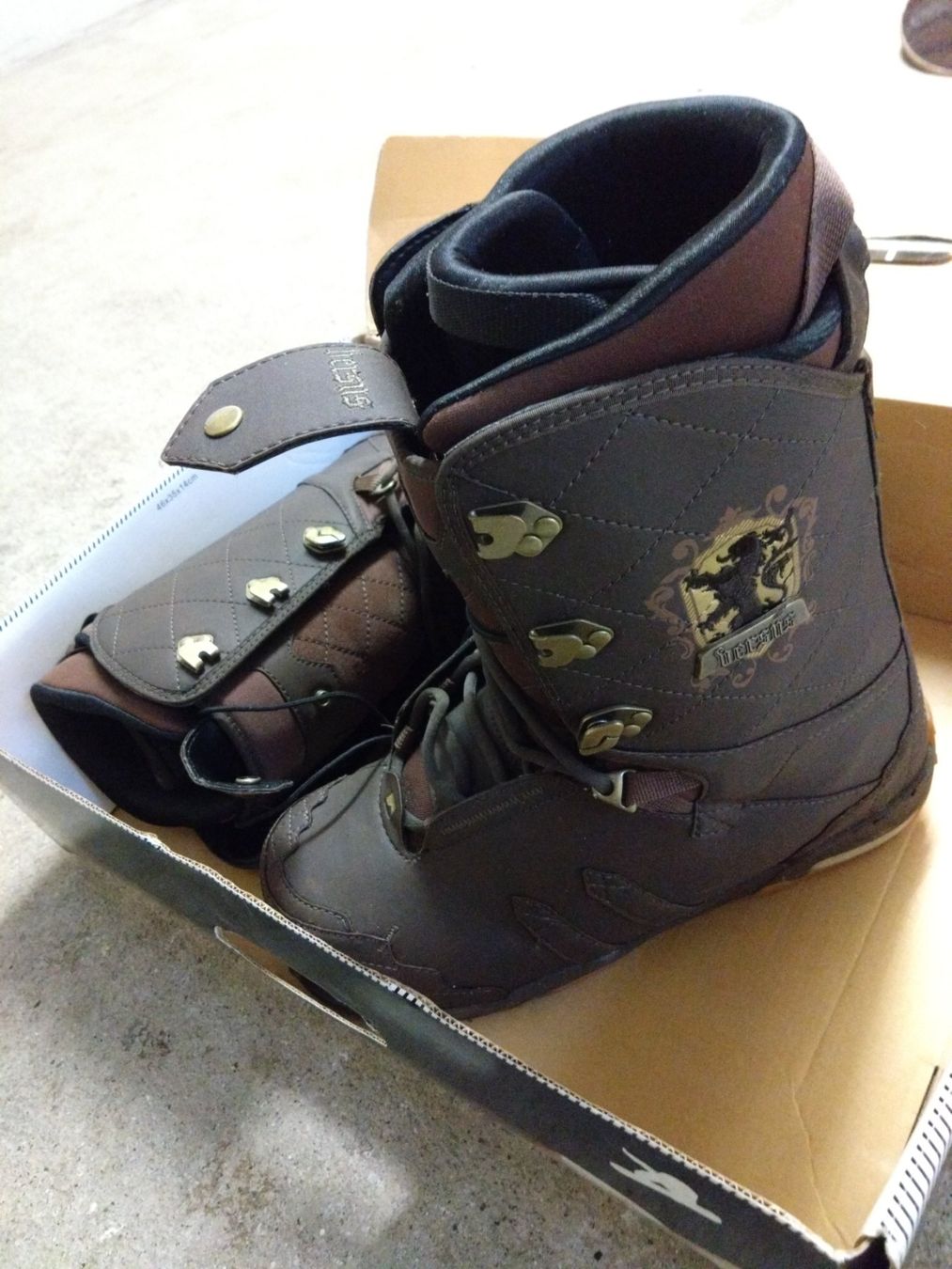 Chaussures hommes: Snowboard Schuhe Nidecker Grösse 47 – D'occasion à Hombrechtikon par Arnold1991