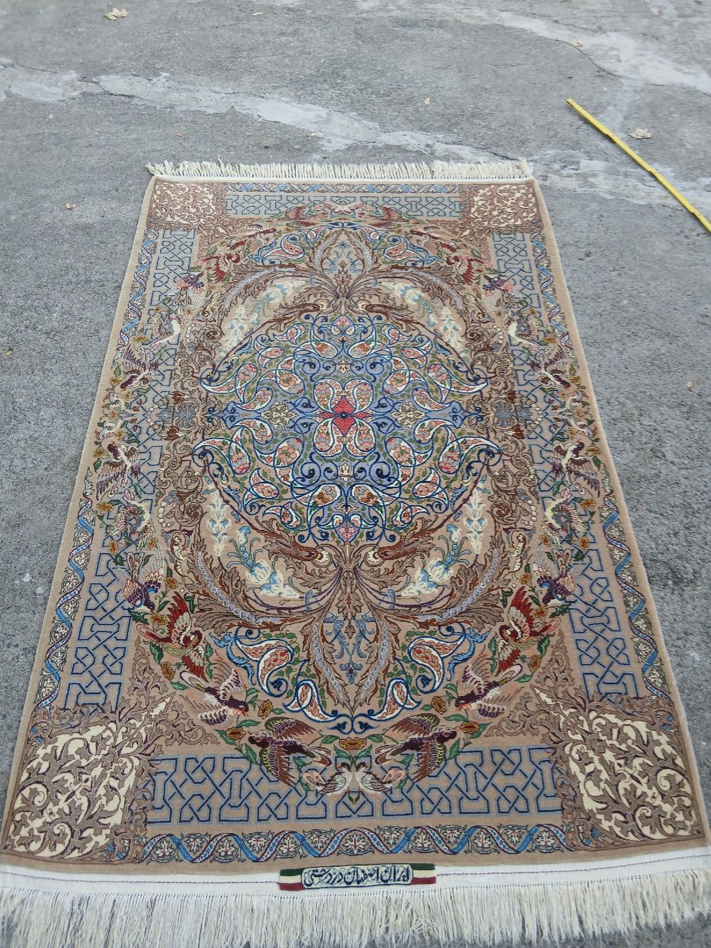 Tapis: Orientteppich Iran ? Seide ? – D'occasion à Münchenstein par Sozial_Labor_Brocki 1