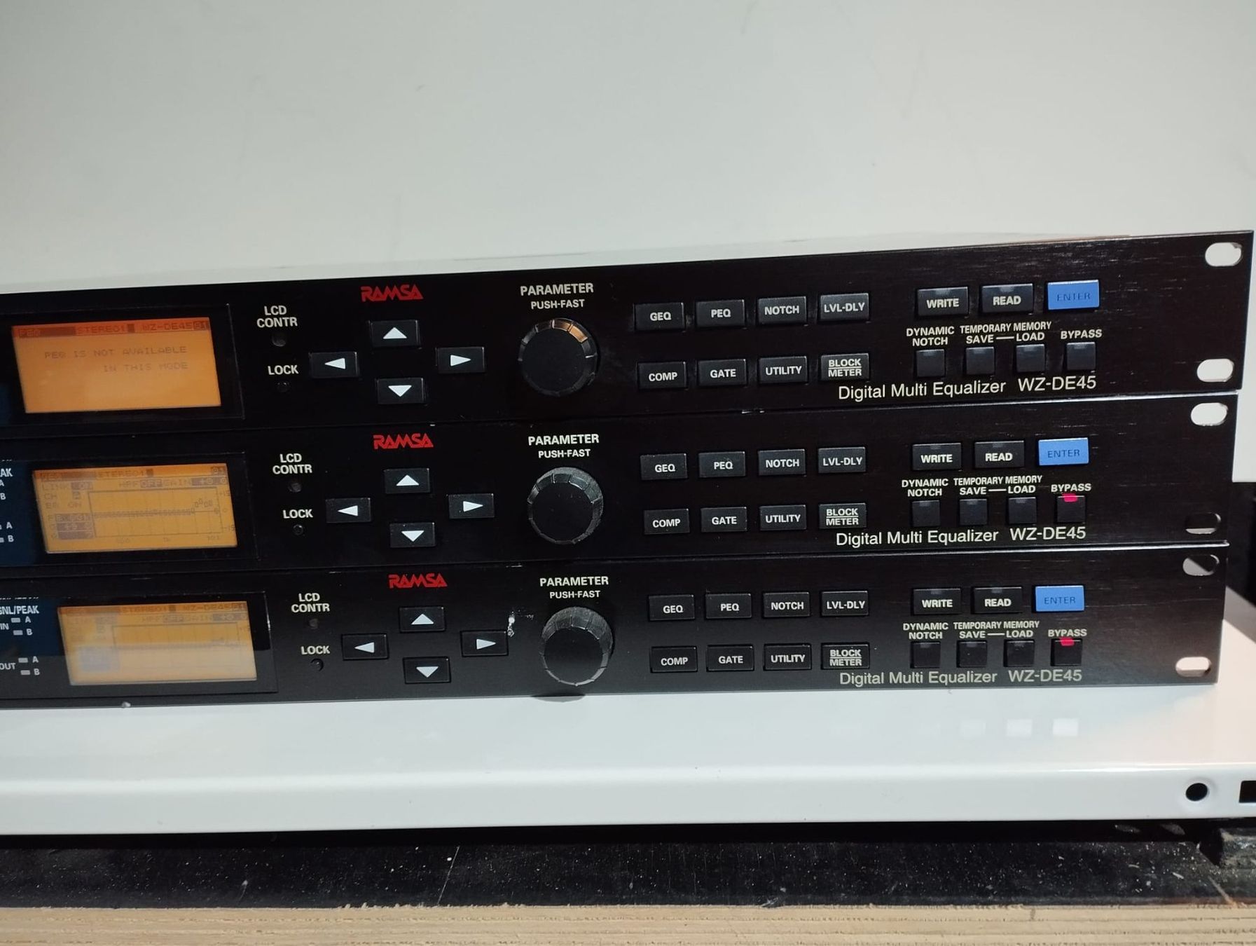 Panasonic Equalizzatori: RAMSA Panasonic - DIGITAL Audio EQ WZ-DE45 – Usato da Koppigen venduto da connect1 2