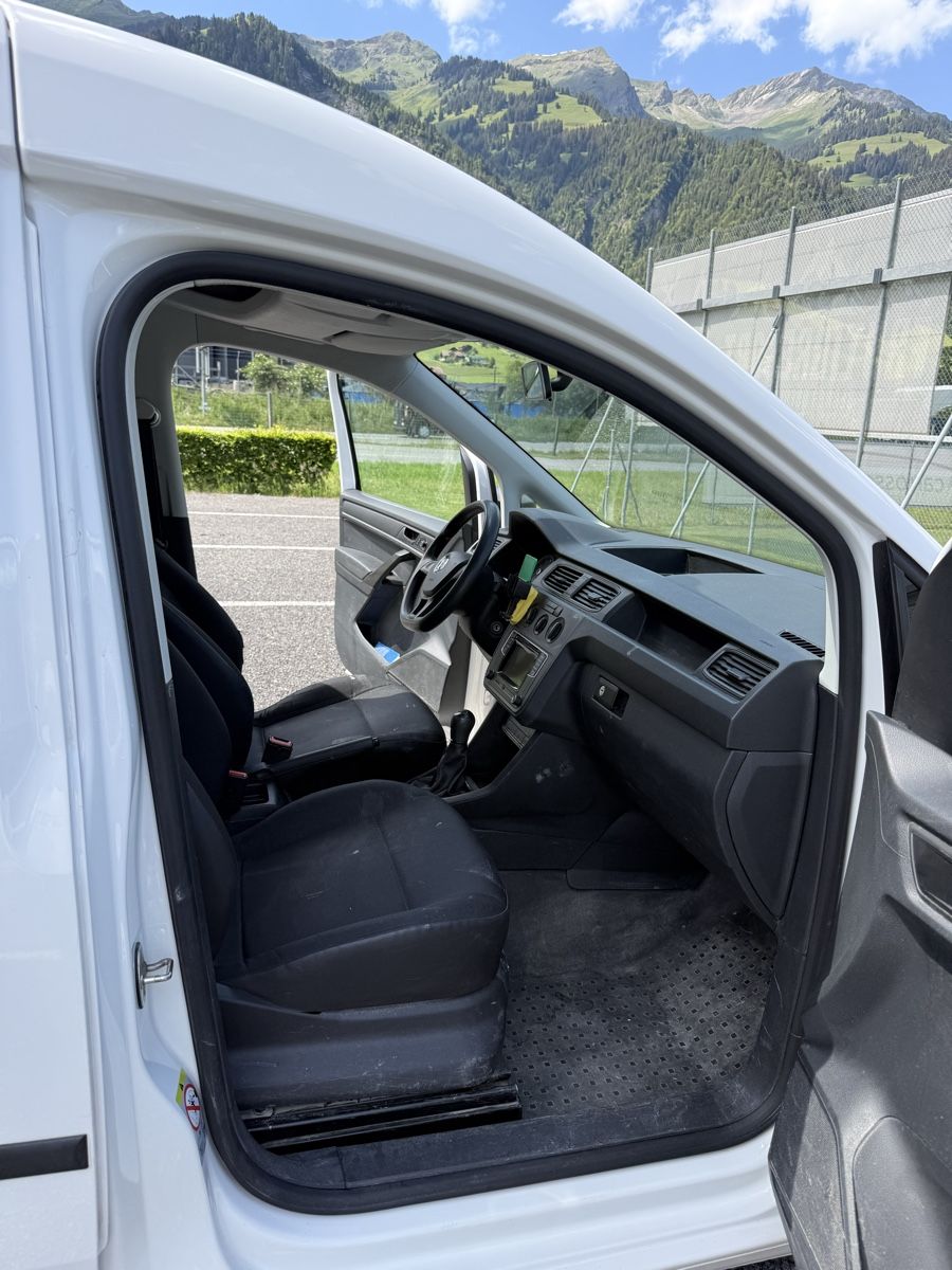 VW Veicoli commerciali: VW Caddy 1.0 TSI – Usato da Kandergrund venduto da kas.123 7