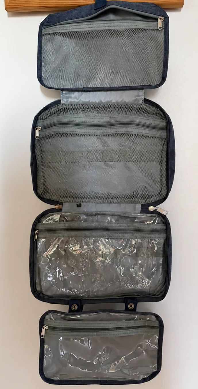 Taschen: Wasserdichte Kosmetiktasche – Gebraucht aus Zollikofen von dad_xs9f 1