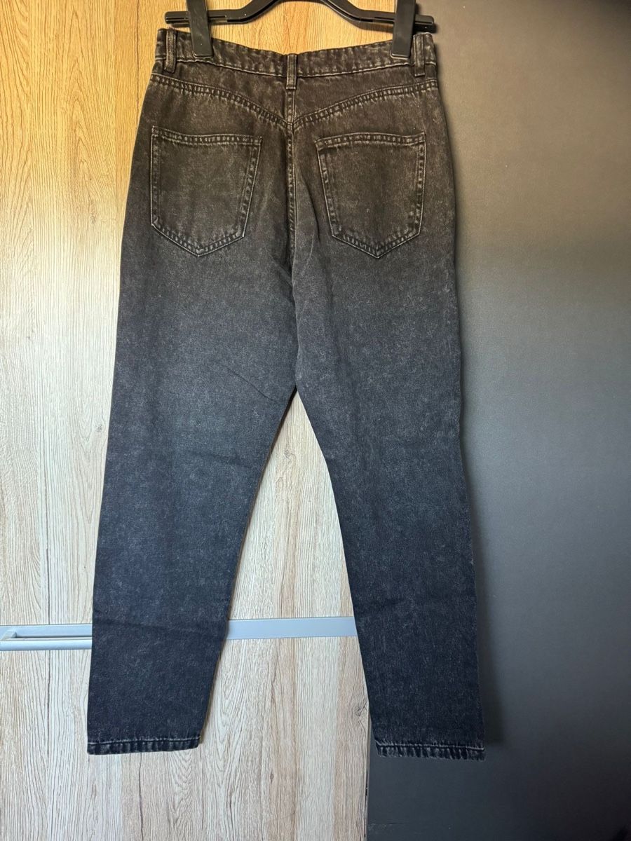 Jeans: High waist Jeans – Nuovo (secondo la descrizione) da Oftringen venduto da mar_7f8c 1