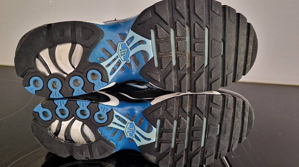 Chaussures hommes: Nike TN Air Max Plus, taille 41 – D'occasion à Montcherand par cin_7lrq 2