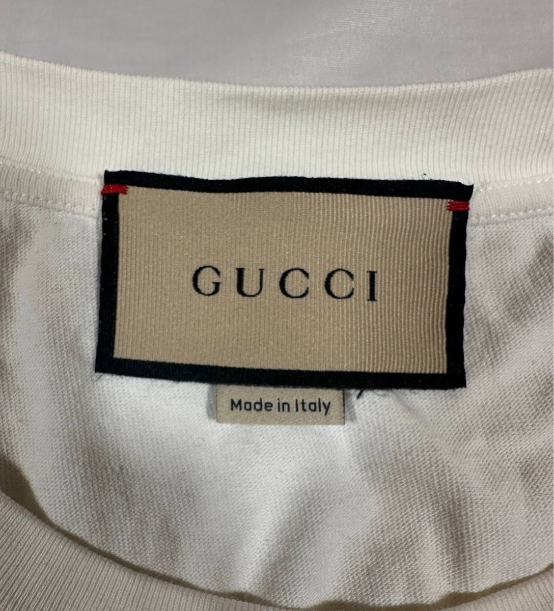 Gucci T-Shirts: Gucci T-shirt  – Gebraucht aus Pfäffikon ZH von Nataliia. 2