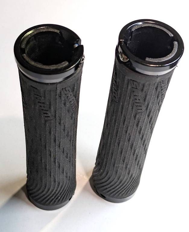 Sram Pezzi di ricambio: Lenkergriffe SRAM – Nuovo (secondo la descrizione) da Bösingen venduto da Geybi 1