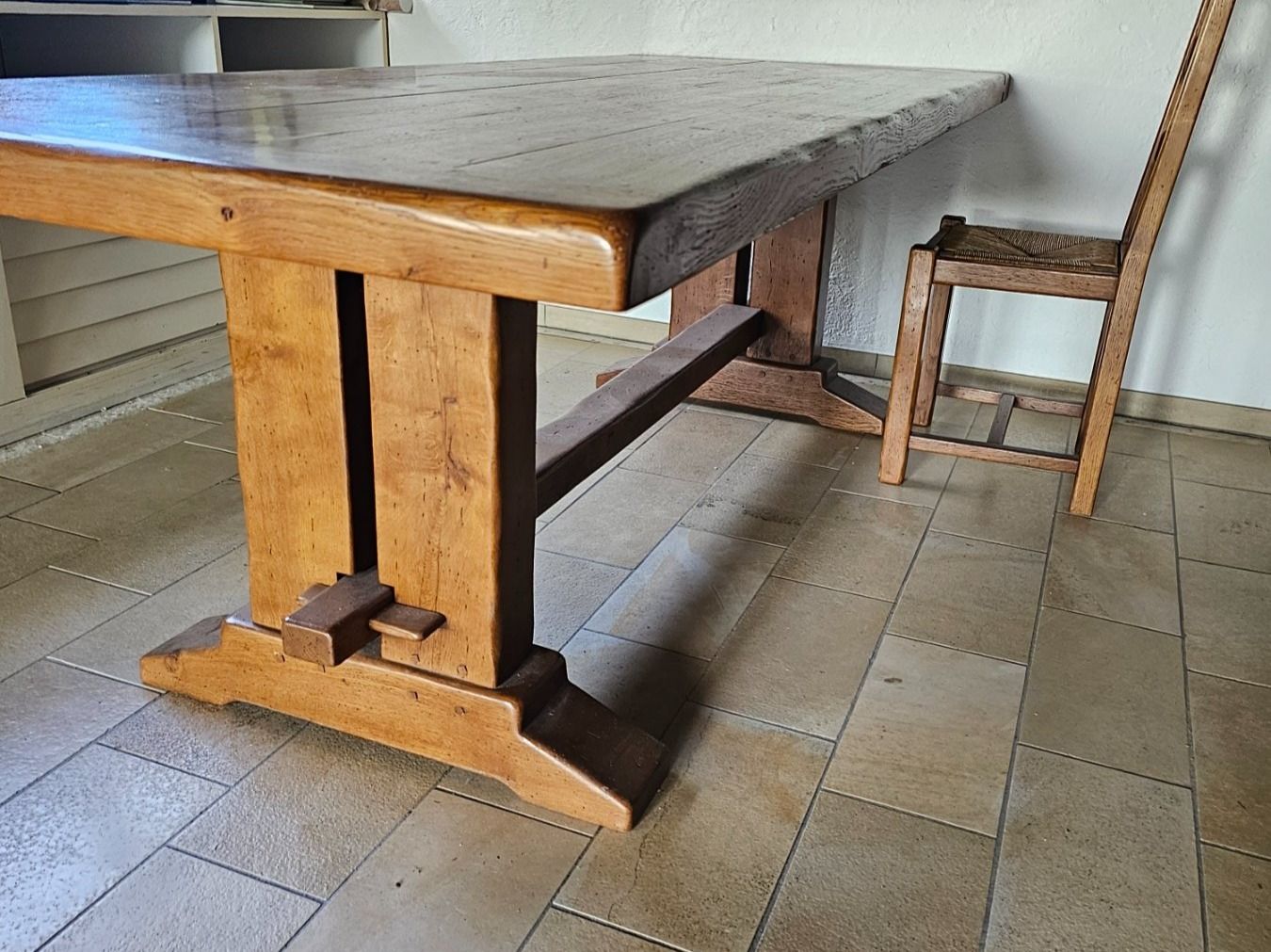 Tischset: Klostertisch Eiche massiv, inkl. 6 Eichenstühlen – Gebraucht aus Münchenstein von  6