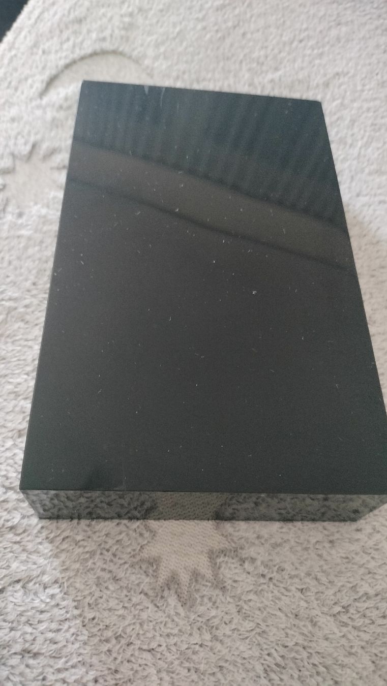 Lacie Dischi rigidi: LaCie Externe Festplatte 1 TB – Usato da Gossau SG venduto da Wertiger79