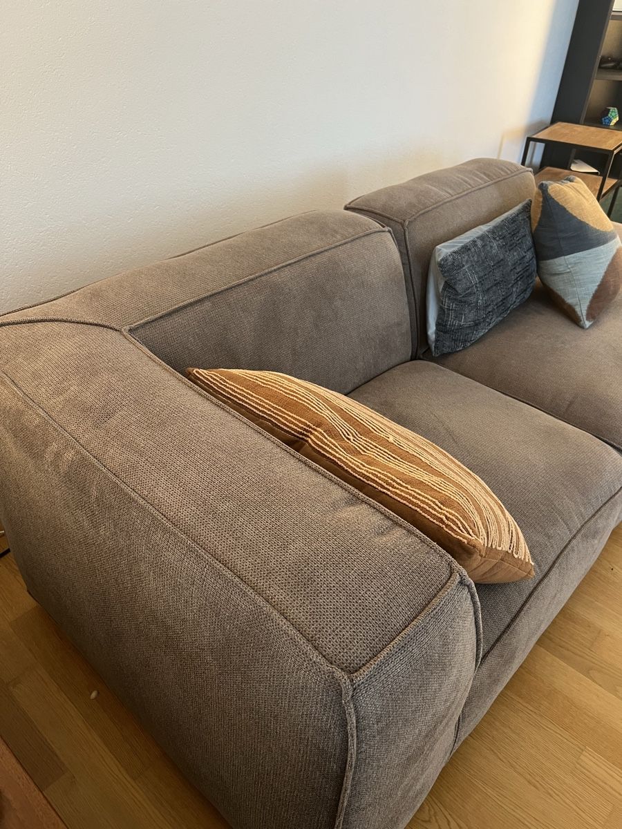 Sofas: ALON Recamiere Sofa – Neuf (Voir description) à Horw par Euler2718 1