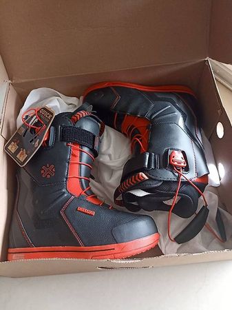 Snowboardschuhe DEELUXE neu 23 cm