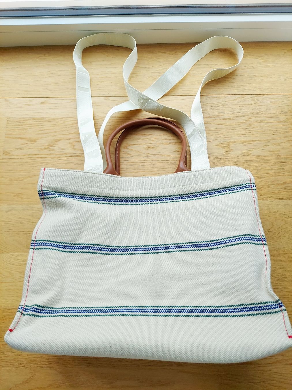 Marni Borse da donna: Grosse Canvas Tasche von MARNI, neu! – Nuovo e nell'imballaggio originale da Wallisellen venduto da Ellasophialove 6