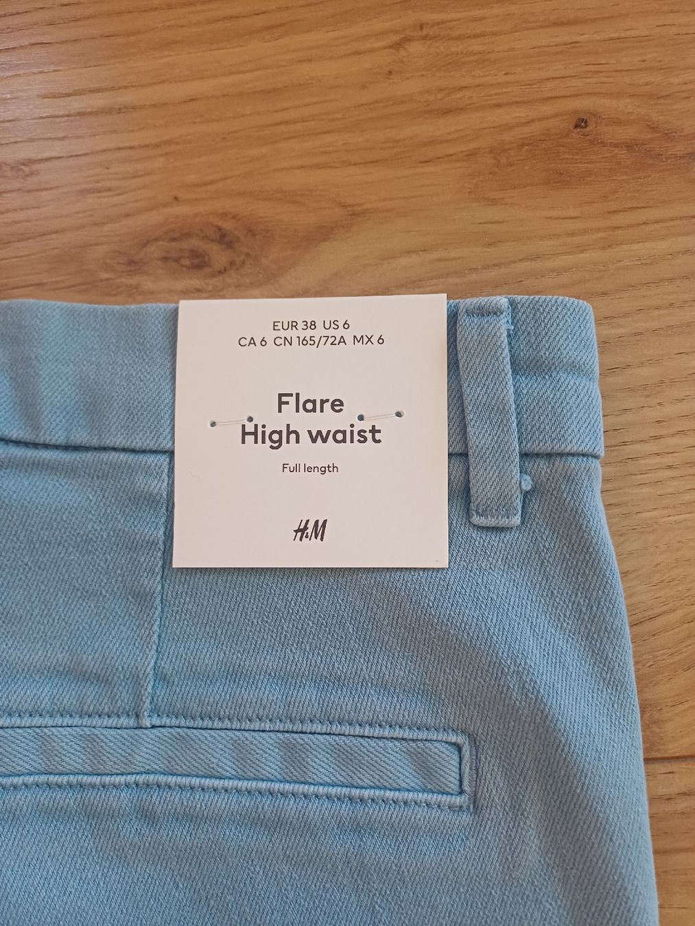 H&M Jeans: H & M Flare High waist Gr 38 – Neu und originalverpackt aus La Punt Chamues-ch von Aniram87 4
