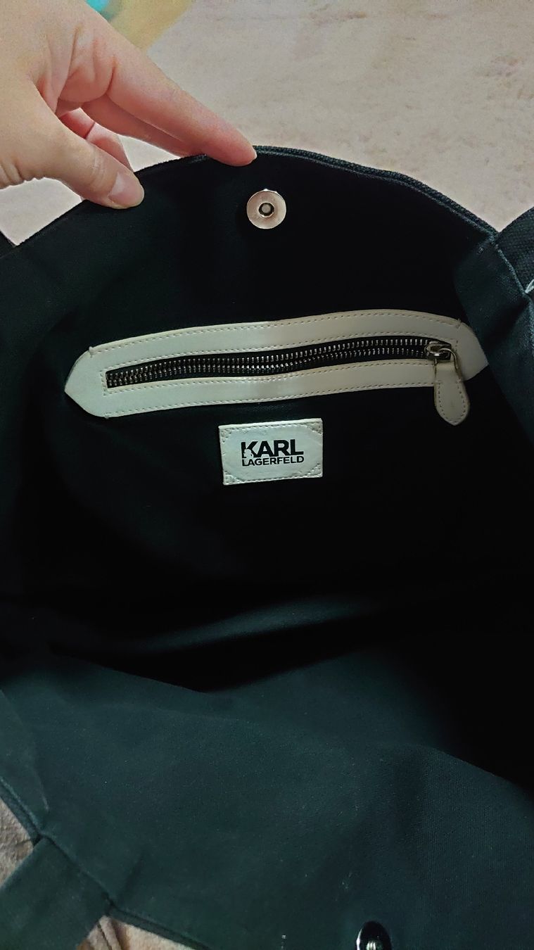 Karl Lagerfeld Borse: Karl Lagerfeld Paris Schwarzer Shopper – Usato da Oberbüren venduto da cas_hnn7 1