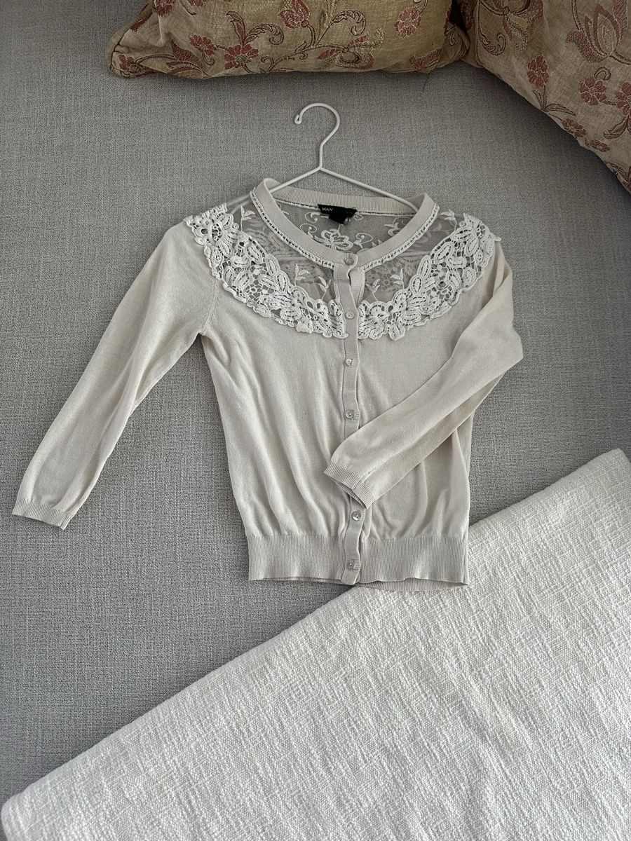 Mango Giacche: Strickjäcklein mit Spitze, M, off-white, Mango, M – Usato da Wattenwil venduto da nid_p9fx