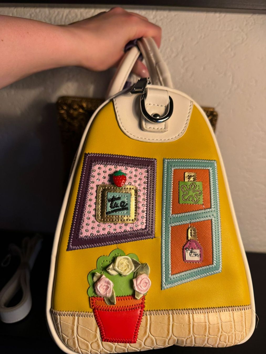 Borse da donna: Extravagante Patchwork Tasche Bunt Neu – Nuovo (secondo la descrizione) da Winterthur venduto da Dejv 2