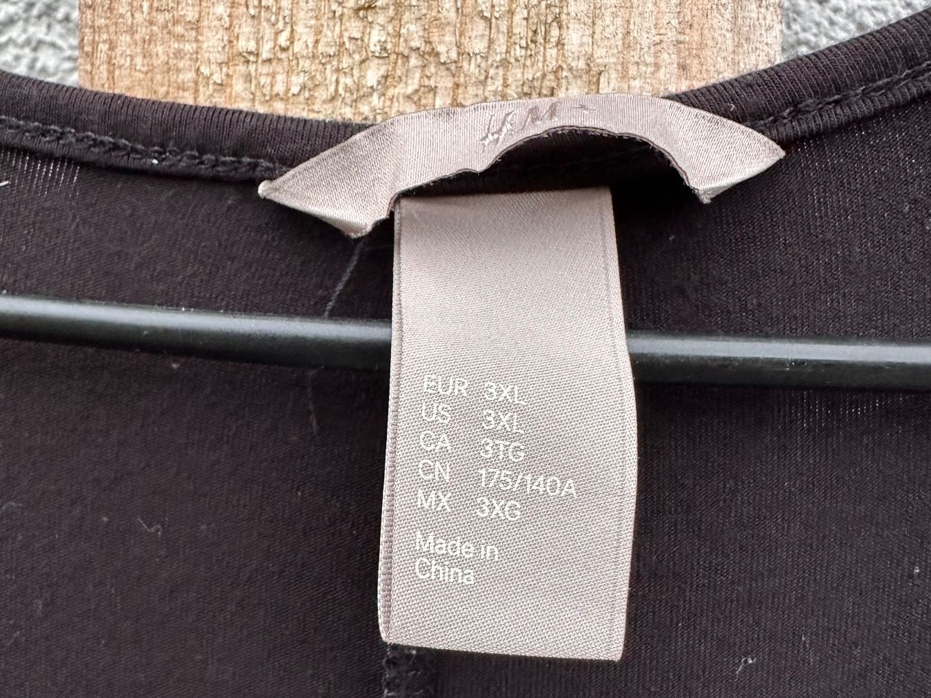 H&M Vestiti: Kleiderpaket Grösse 3XL – Usato da Tannay venduto da naxos66 7