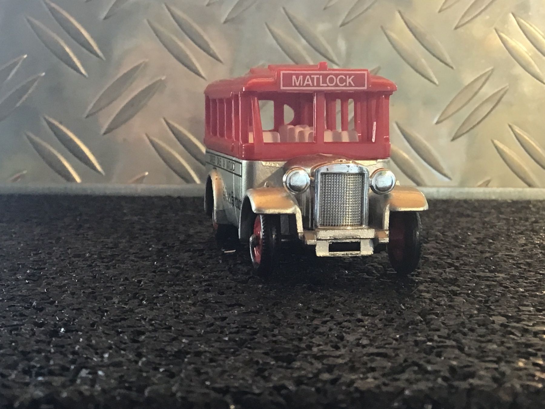 Kit di modellismo & Modellini statici: MODELS DAYS GONE DARLEY DALE MATLOCK SILBER SERVICE – Usato da Männedorf venduto da Spezial-Modelle 1