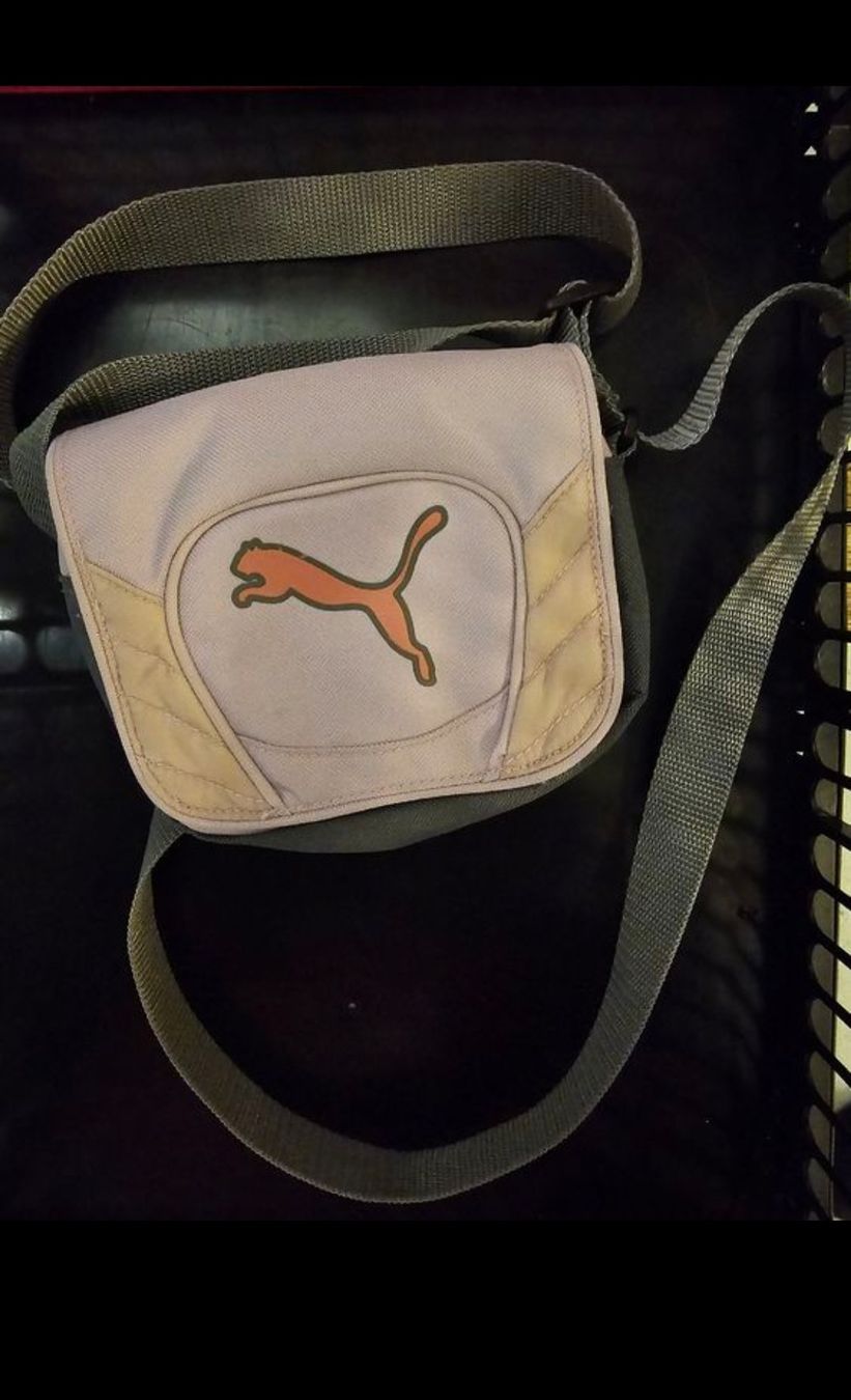 Puma Borse: Sac bandoulière Puma vintage tendance – Usato da Tecknau venduto da Anadias