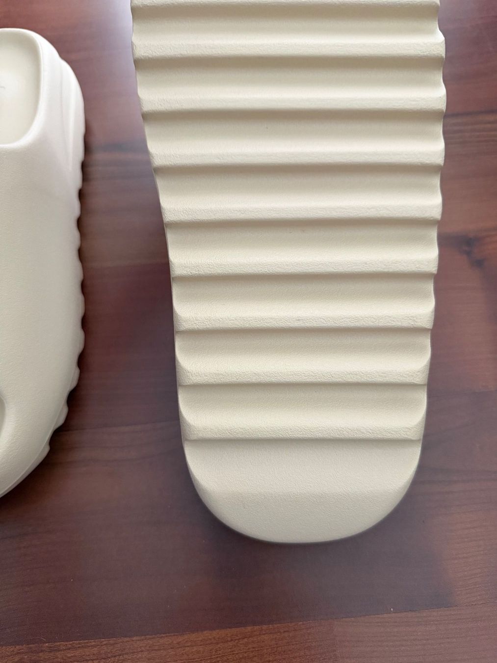 Adidas Scarpe da uomo: Yeezy Slide Bone – Nuovo e nell'imballaggio originale da Grabs venduto da Alvin13 3