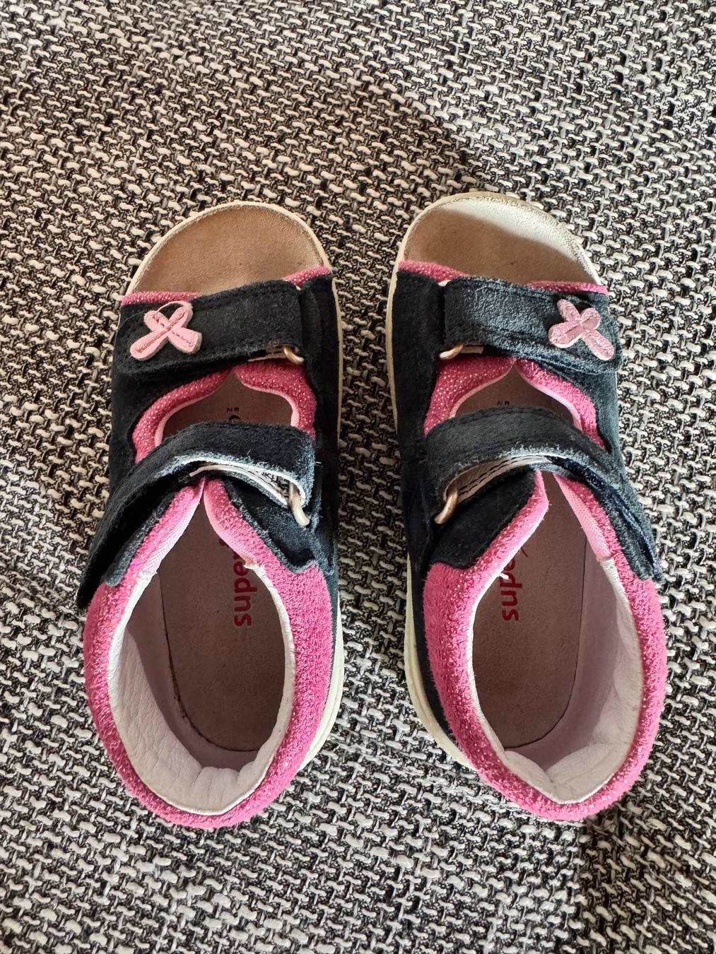 Superfit Scarpe per ragazze: SUPERFIT Sandale Gr. 25 – Nuovo (secondo la descrizione) da Gommiswald venduto da Aloha.Spirit 1