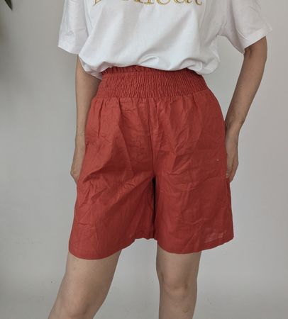 Kurze Hose rot Grösse S , Shein