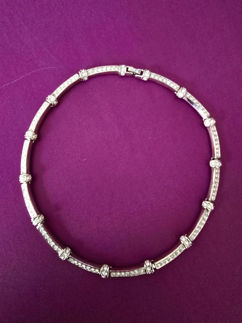 Catenine: Collier, versilbert, Vintage mit Strass – Usato da Zufikon venduto da manifesto 2