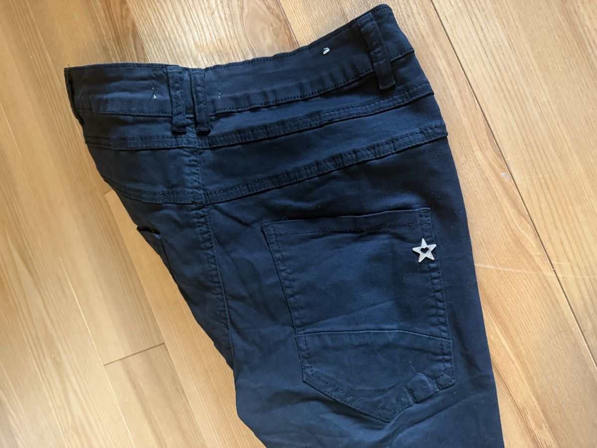 Pantaloni: Shorts – Nuovo (secondo la descrizione) da Itingen venduto da jessi811 2