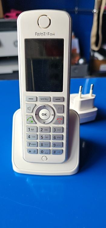 Fritz Telefoni: Fritz!Fon C4 mit Ladestation. – Usato da Rüti GL venduto da 4oops 1