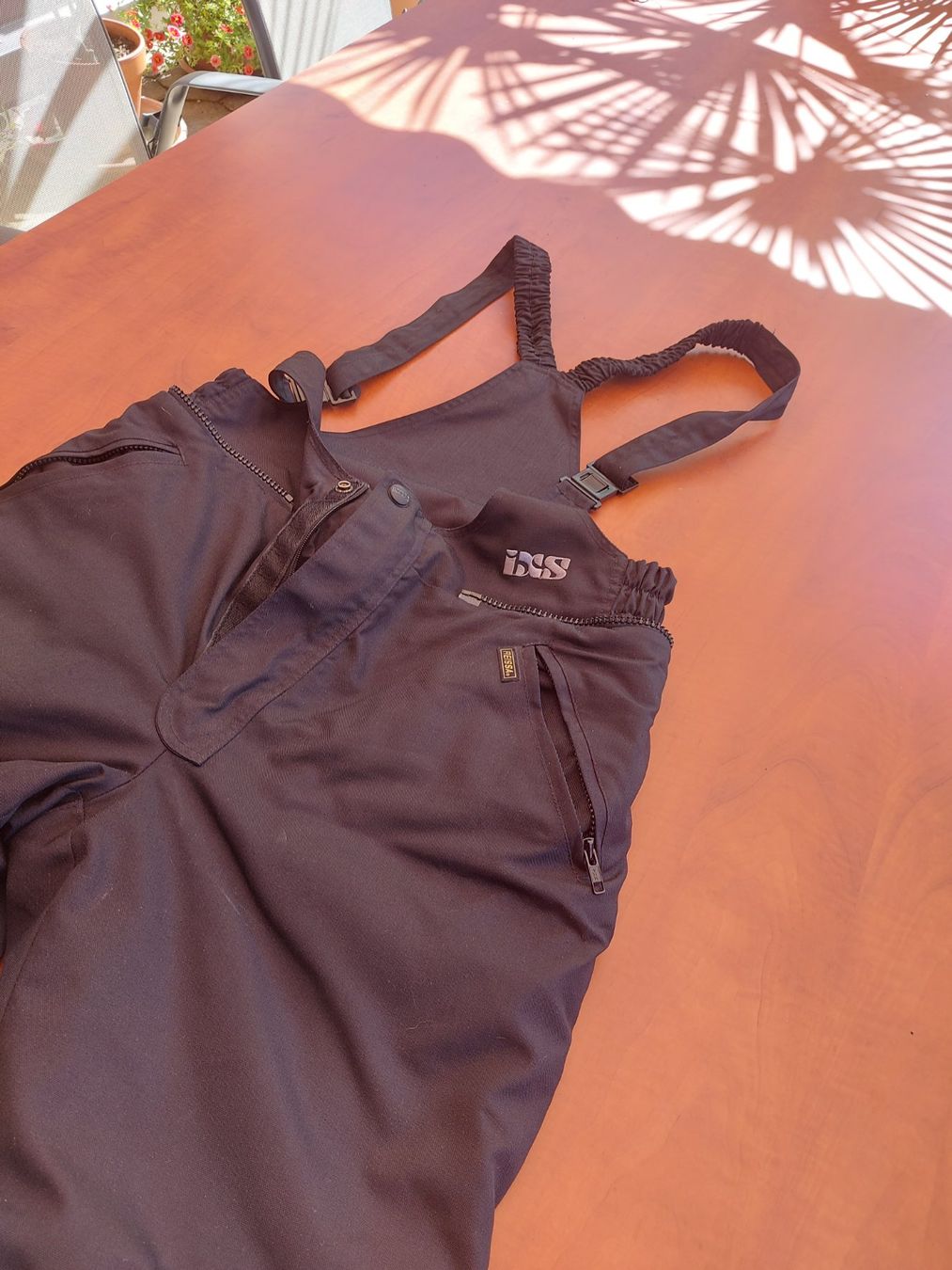 IXS Pantaloni: Motorradhose IXS Kurzgrösse – Usato da Hirschthal venduto da kruemi88
