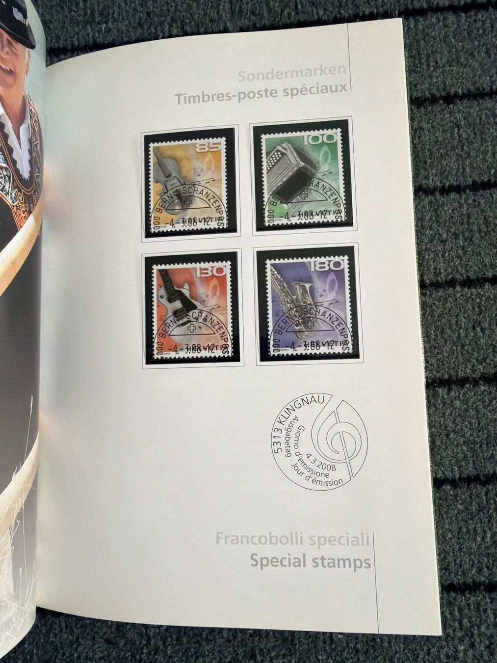 Album: Schweizer Briefmarken Jahrbuch 2008 - Gestempelt – Usato da Wangen SZ venduto da Bendra 1