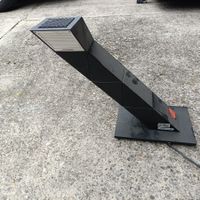 Zig Zag Tischlampe von Shui ld Chan für E/Lite