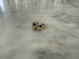 Ring goldfarben mit bunten echten Steinen verstellbar
