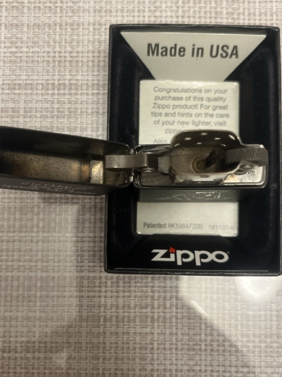Zippo Accendini: Zippo Feuerzeug, schwarz – Usato da Bassersdorf venduto da VERO-EN 1