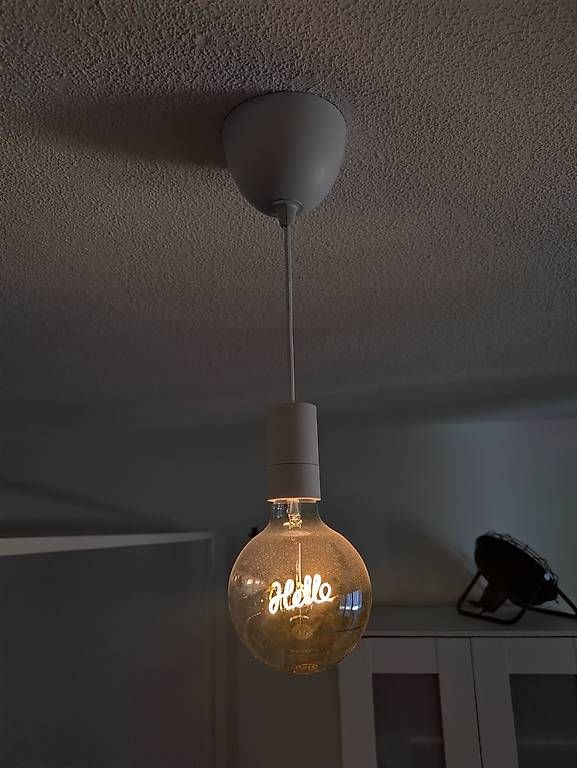 Kronleuchter & Deckenlampen: Süße Lampe mit Hallo geschrieben – Gebraucht aus Bern von azidan
