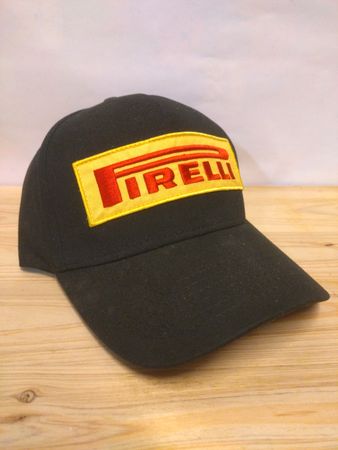 Casquette Pirelli noire, parfait pour les fans de F1! NEW 