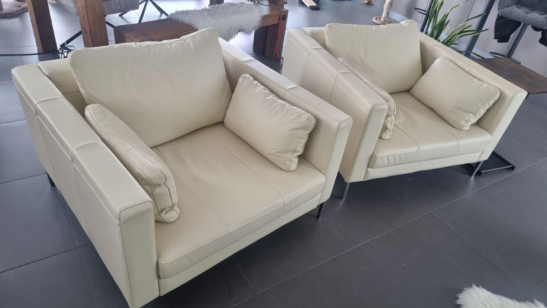 Poltrone: Zwei Loungesessel – Usato da Utzenstorf venduto da Ratatouille762 3