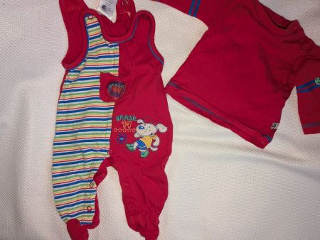 Baby Strampler und Langarmshirt Rot Grösse 50