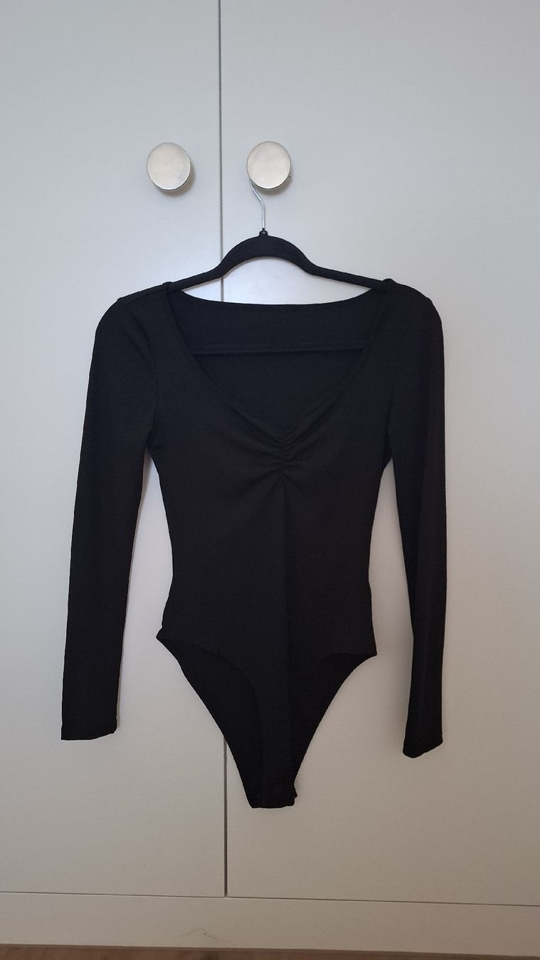Tops: Black bodysuit, long sleeve, size S – D'occasion à Hausen am Albis par ann_2kkx