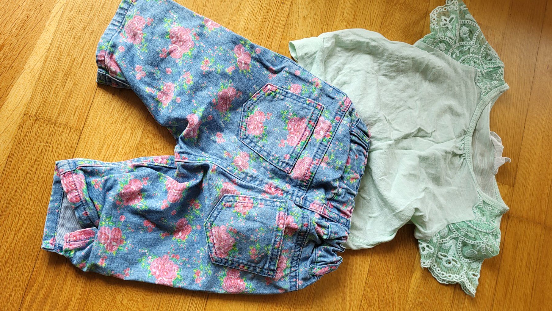 H&M Lotti & Set di vestiti: Sommerkleiderset Gr. 80/86 – Usato da Ennetbaden venduto da Vicky12 1