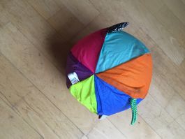 weicher Stoffball mit Ballon ür Babys und Kleinkinder, neu