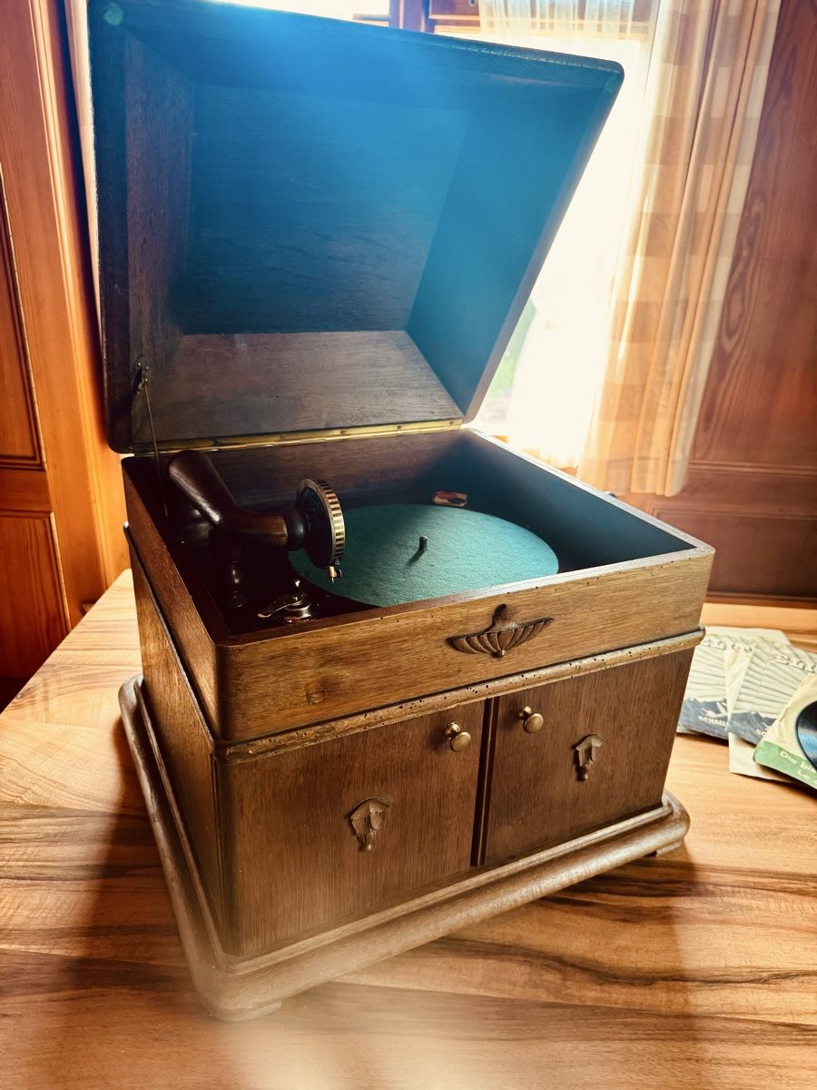 Giradischi: Funktionfähiges Grammophon – Usato da Cham venduto da matap1 4