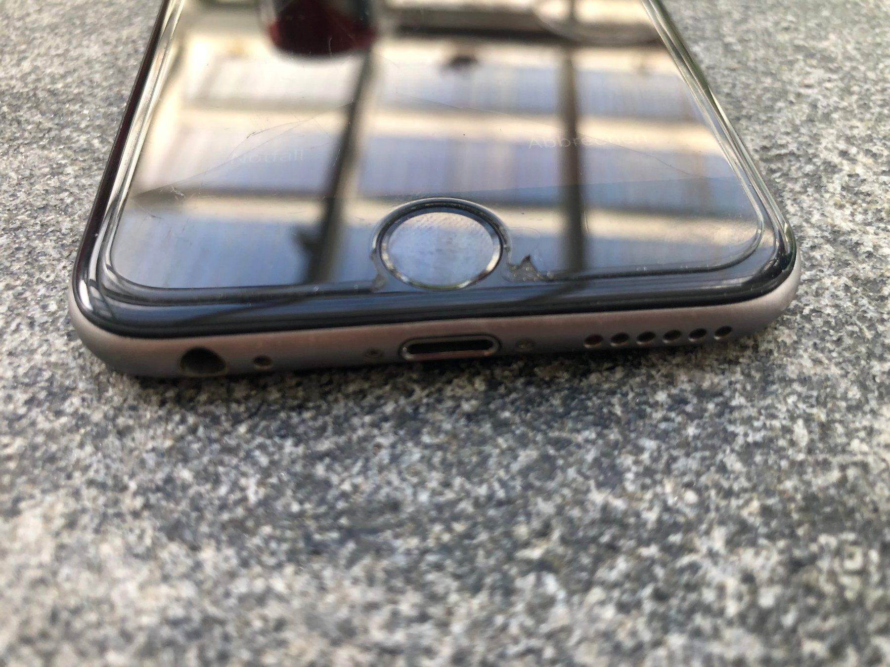 Apple Telefoni cellulari / Smartphones: iPhone Display defekt – Difettoso da Speicherschwendi venduto da Supersport 7