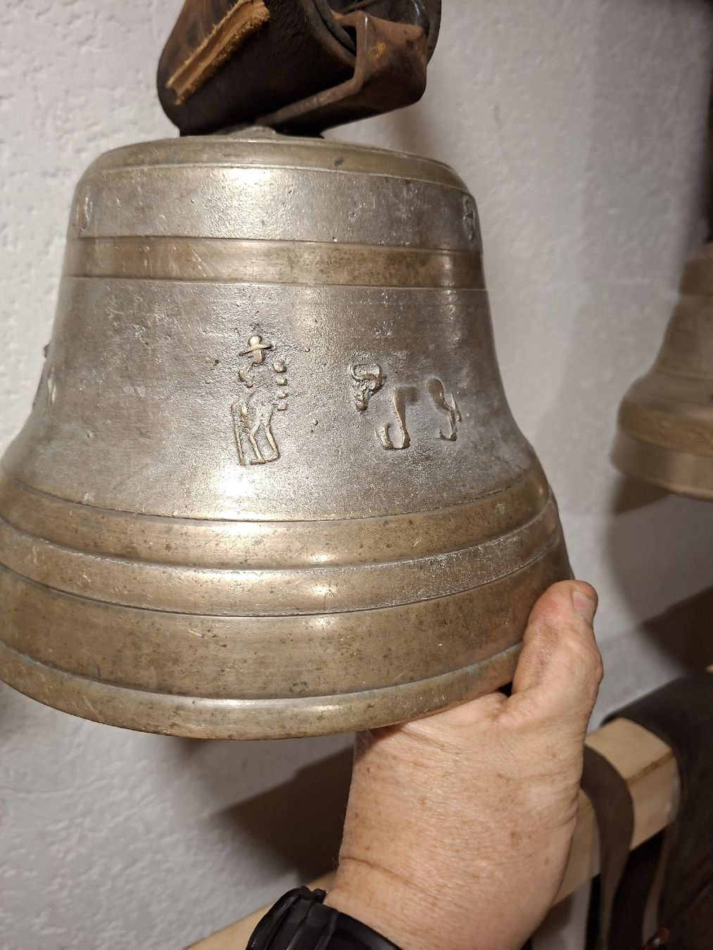 Glocken & Treicheln: Tanner Glocke – Gebraucht aus Eggiwil von Jennisweid 3
