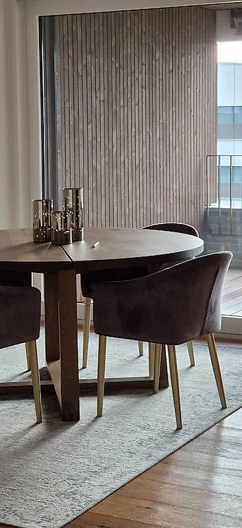 Tischset: Tisch mit 4x Stuhle – Gebraucht aus St. Erhard von aid_n8tq