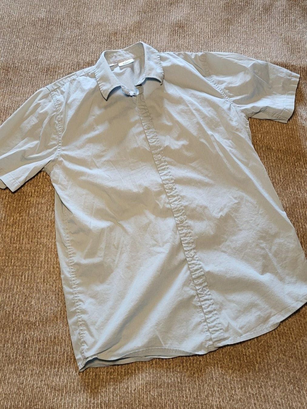 Camicie, T-shirt & Polo: Hemd, kurzarm, Grösse 176/182 – Usato da Winterthur venduto da cbe_5ph7