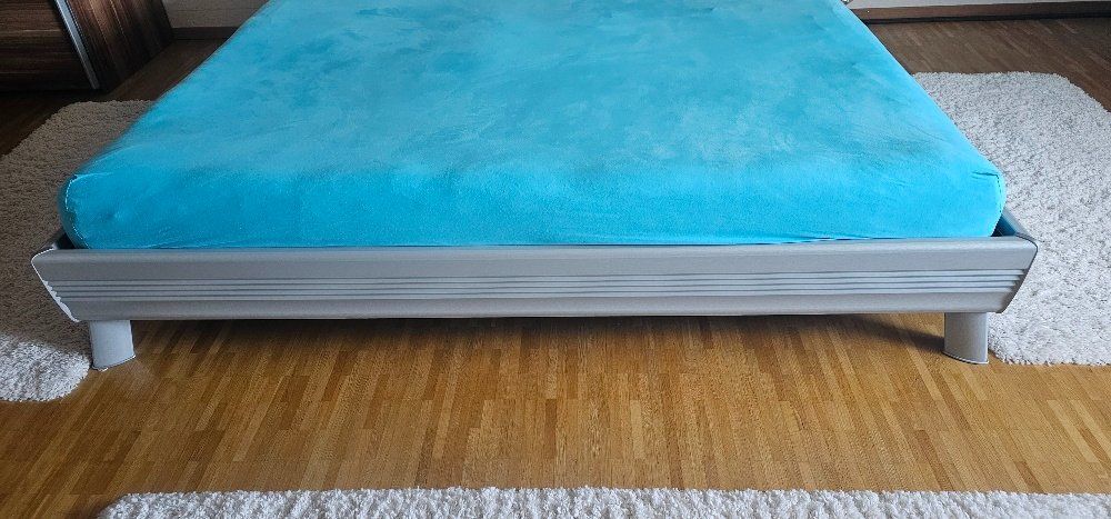 Betten: Bettgestell silbergrau – Gebraucht aus Bottighofen von Miatax5 2