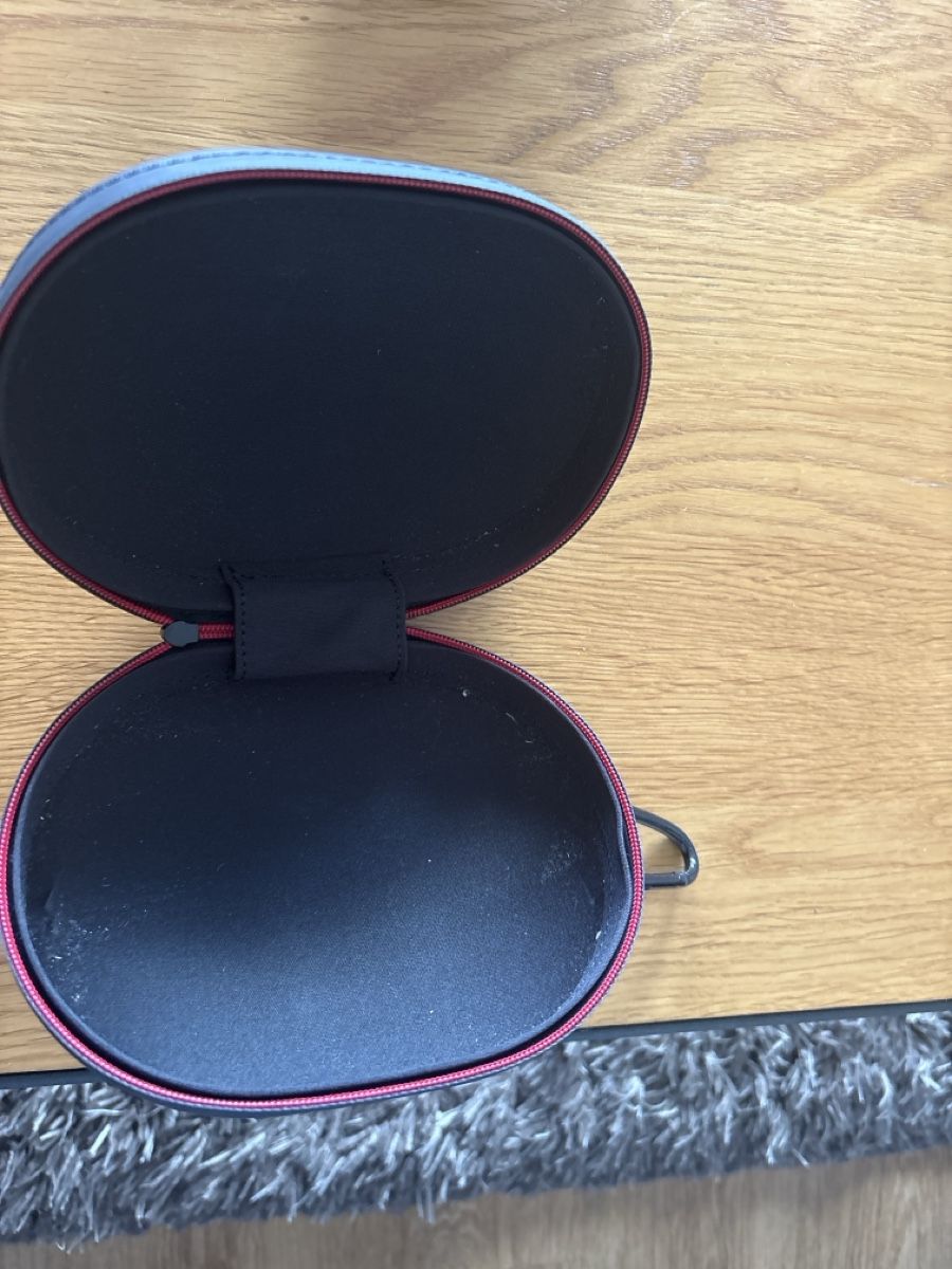 Beats Cuffie: Beats Studio3 Wireless Headphones Matte Black w/ Case - Grea – Usato da Wallisellen venduto da nadxine.g56 2
