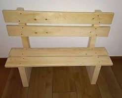 Kindersitzbank aus Holz/massiv/ 