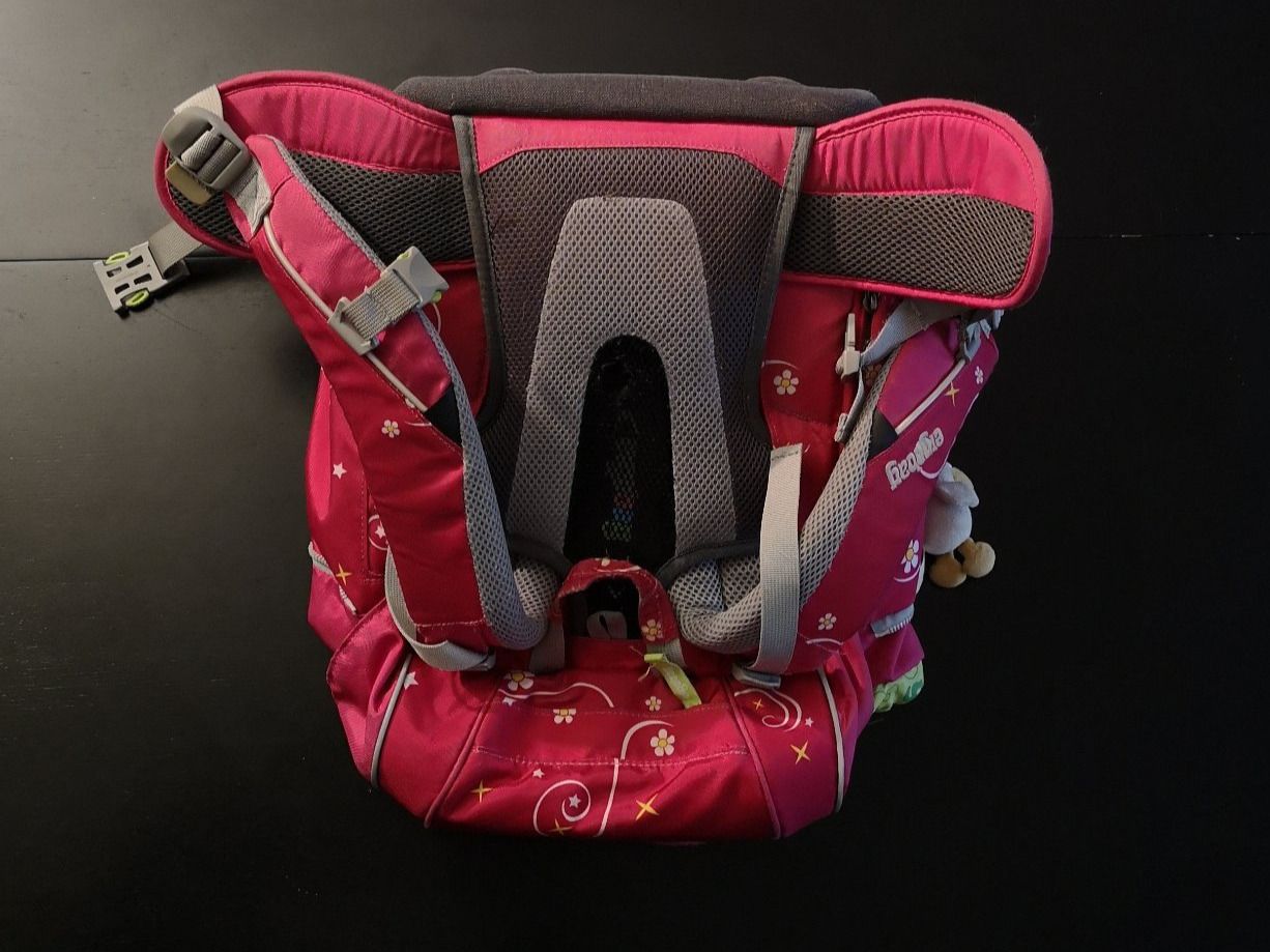 Ergobag Borse & Zaini: Ergobag Schulrucksack für Mädchen – Usato da Liestal venduto da Gitterli01 2