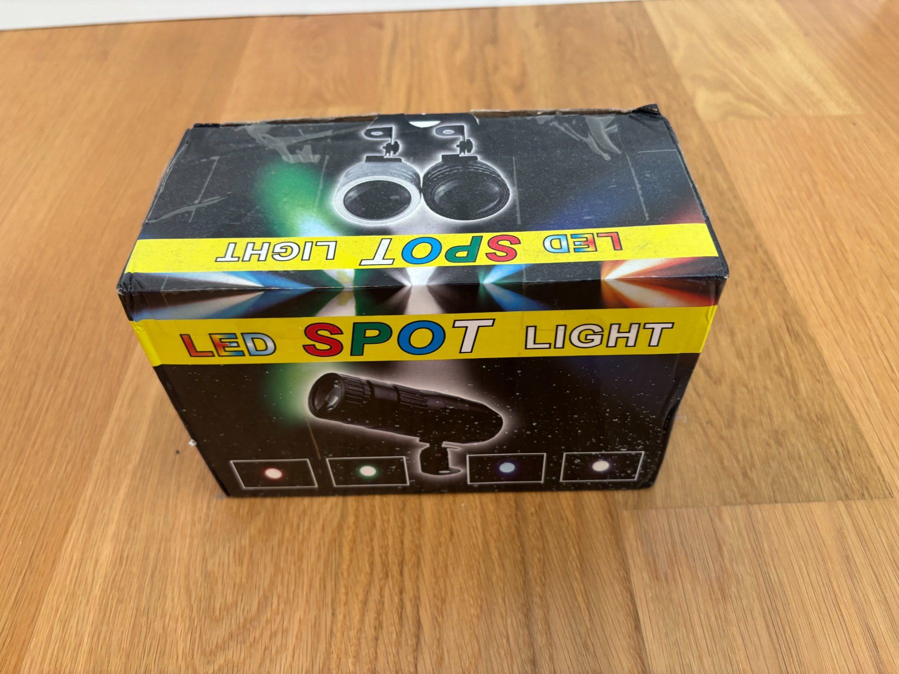 Lampen: LED Spotlight rgbw – Neu und originalverpackt aus Spiez von LoooooKe 1