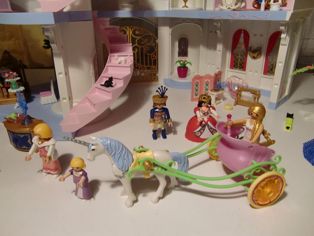 playmobil schloss mit einrichtung